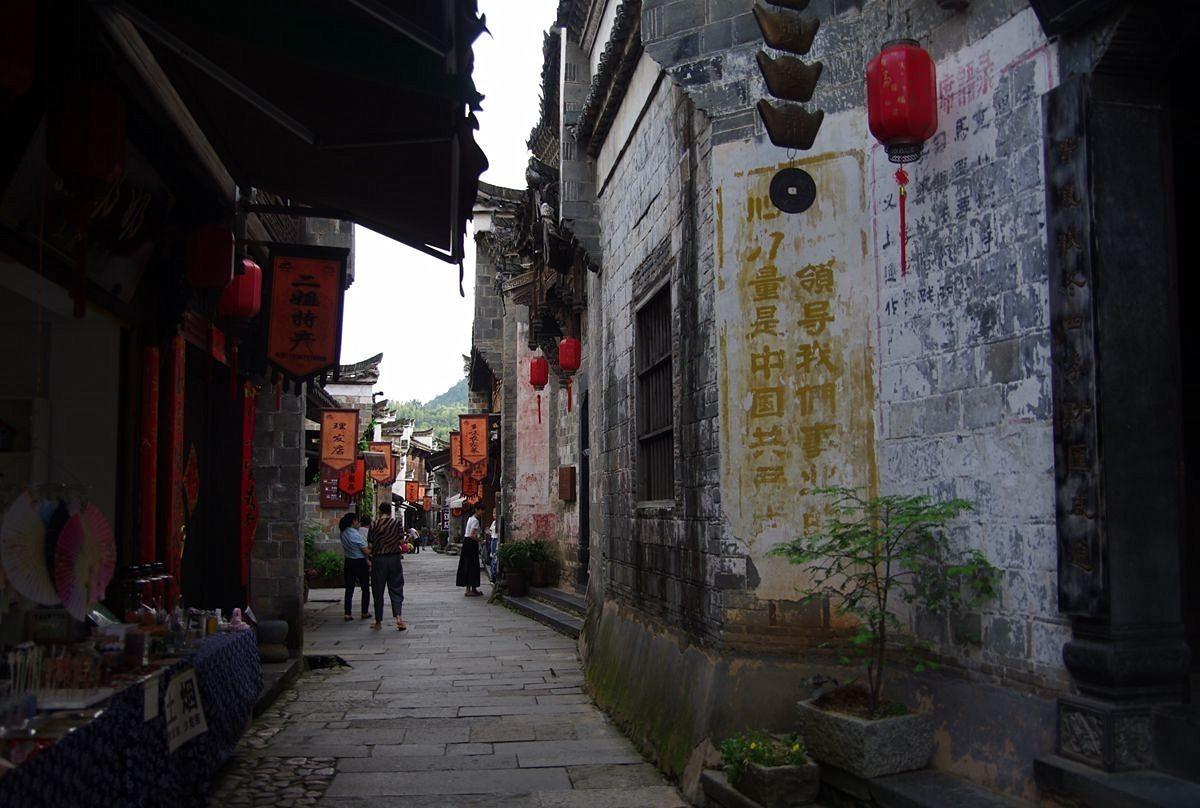 长沙湘越中学：湖南青春期叛逆学校